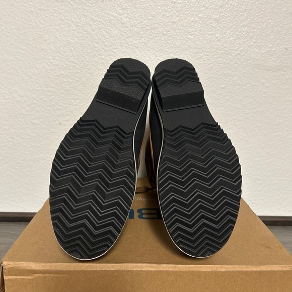 JBU Women's Delilah Water Resistant Duck Boots - Picture 6 of 6